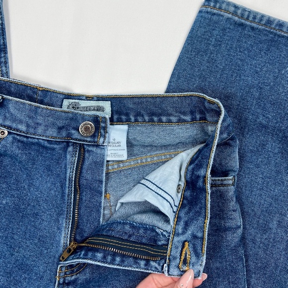 Y2K Arizona Straight Leg Jeans - Picture 5 of 9